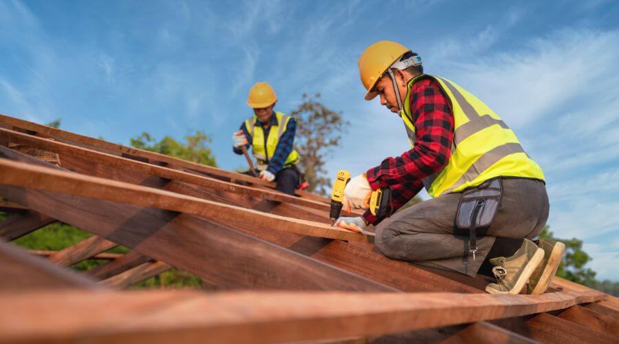 Professional gutter cleaning in Montgomery, IL